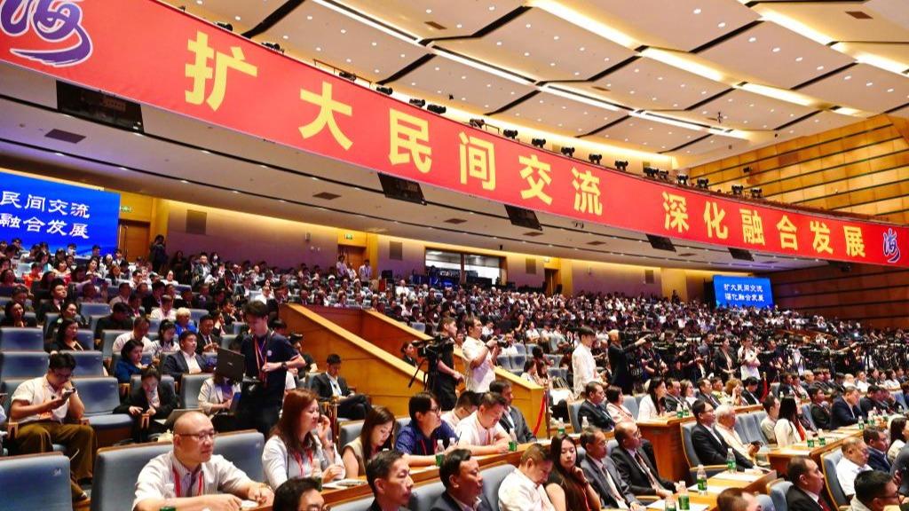 听泉鉴宝喊话别再神话我了