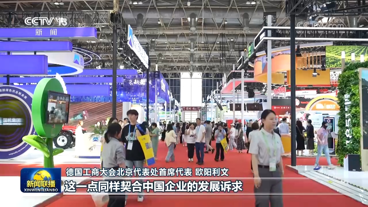 女高中生高强度学习的一天