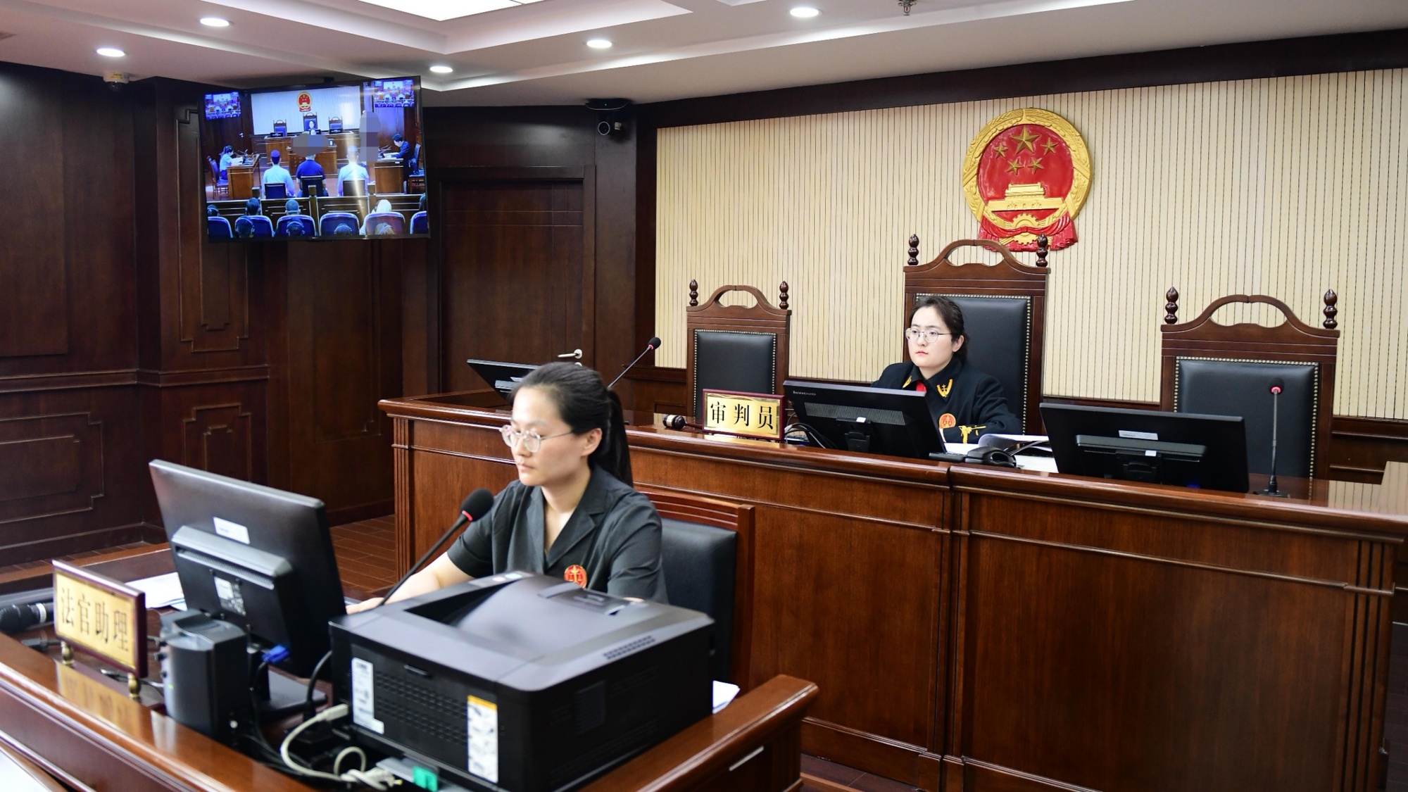 张本智和模仿樊振东模仿姆巴佩